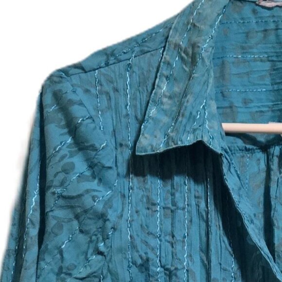 Teal Green Sheer Textured w/ Shirring  Blouse, Excellent Condition, Women's M - Picture 2 of 5